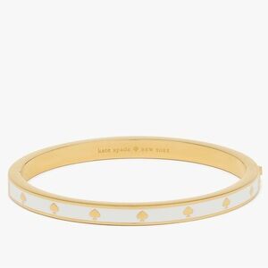 Kate Spade NEW w/ Pink Dustbag “Spot The Spade Enamel Hinged Bangle” White/Gold
